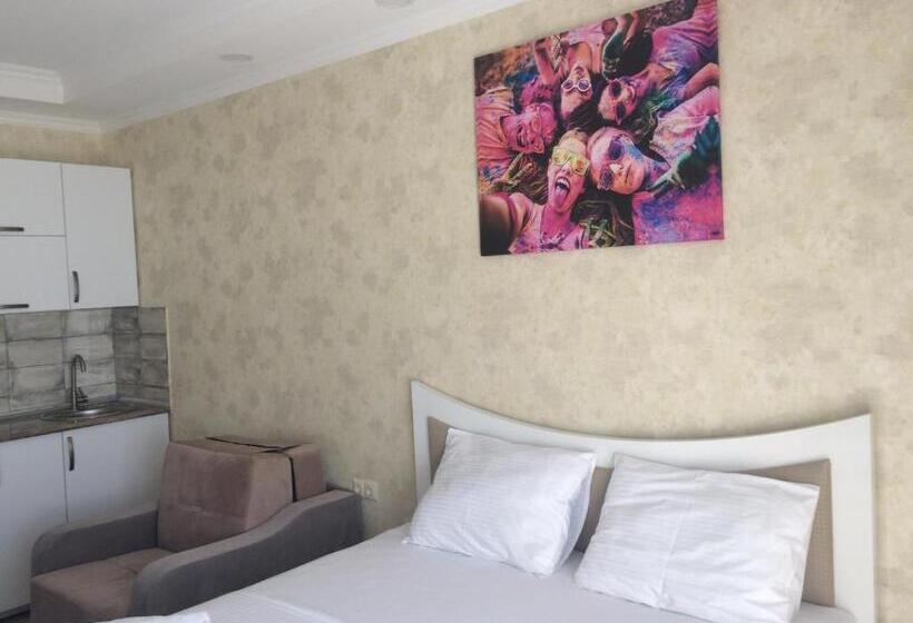 اتاق خانوادگی با چشم‌انداز دریا, Aparthotel Selfie