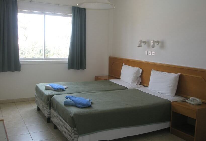 شقة غرفة واحدة, Debbiexenia Hotel Apartments