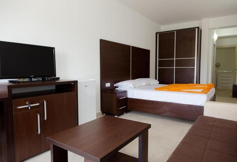 استودیوی استاندارد با چشم‌انداز دریا, Apartments Art