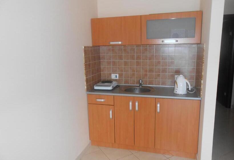 آپارتمان 1 خوابه با چشمانداز دریا, Apartments Lux Lukic