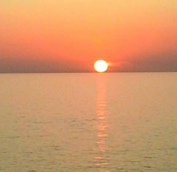 Triple Room Sea View, Apartments Lux Lukic