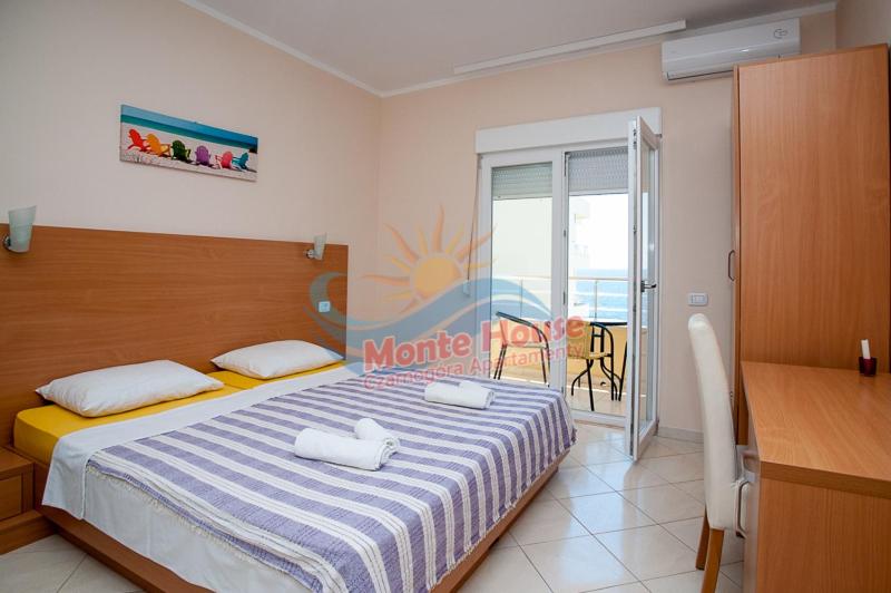 Triple Room Sea View, Apartments Lux Lukic
