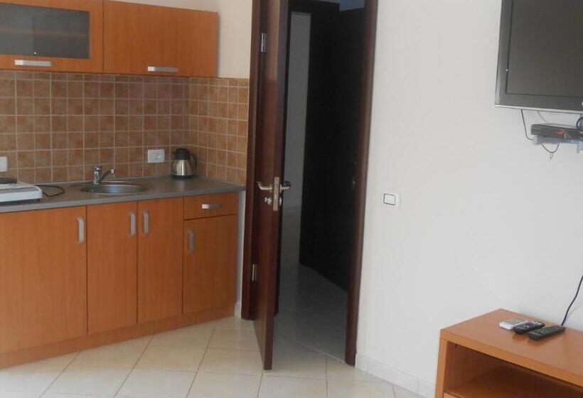 آپارتمان 1 خوابه با چشمانداز دریا, Apartments Lux Lukic