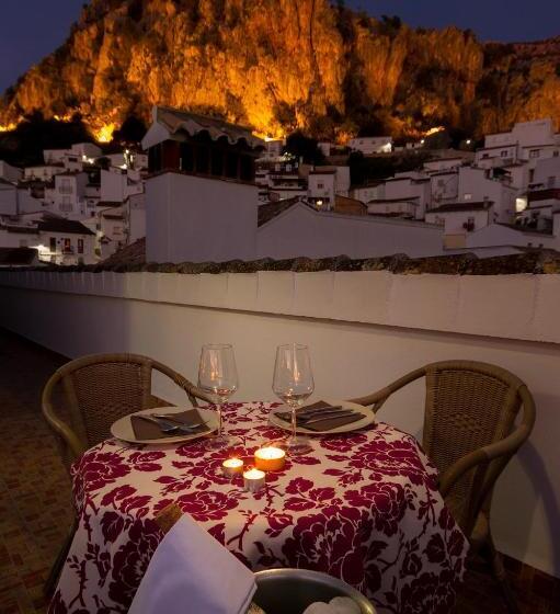 Апартаменты 2 Спальни, Jade