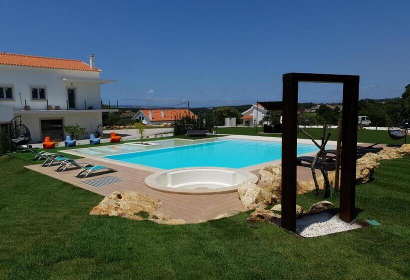 Номер Стандарт Вид на Бассейн, Pérola D óbidos T1