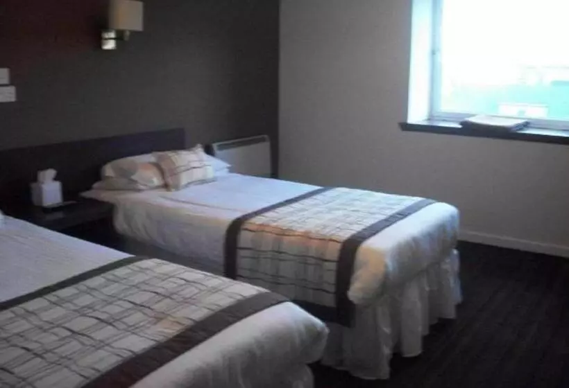 Standard Kolmen Hengen Huone, Dunollie Hotel ‘a Bespoke Hotel’