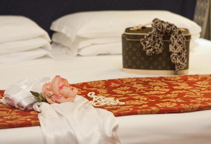 سوییت جونیور, Al Ponte Dei Sospiri