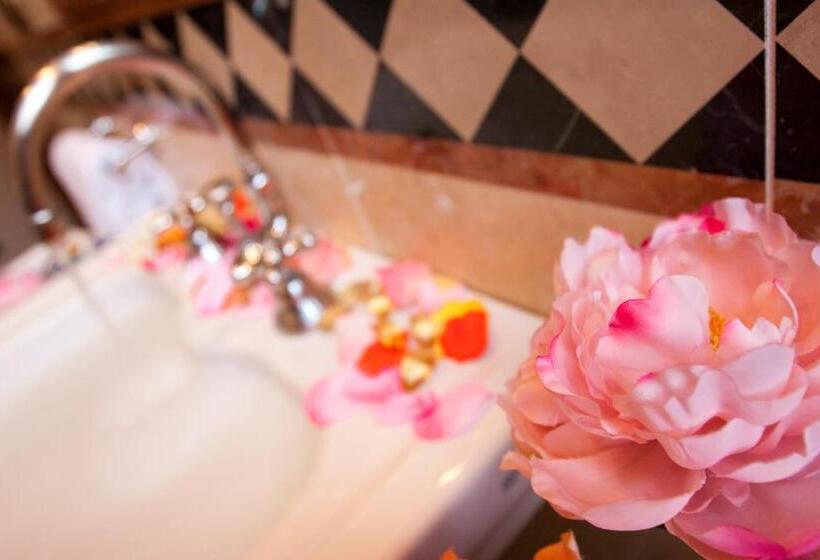 سوییت جونیور, Al Ponte Dei Sospiri