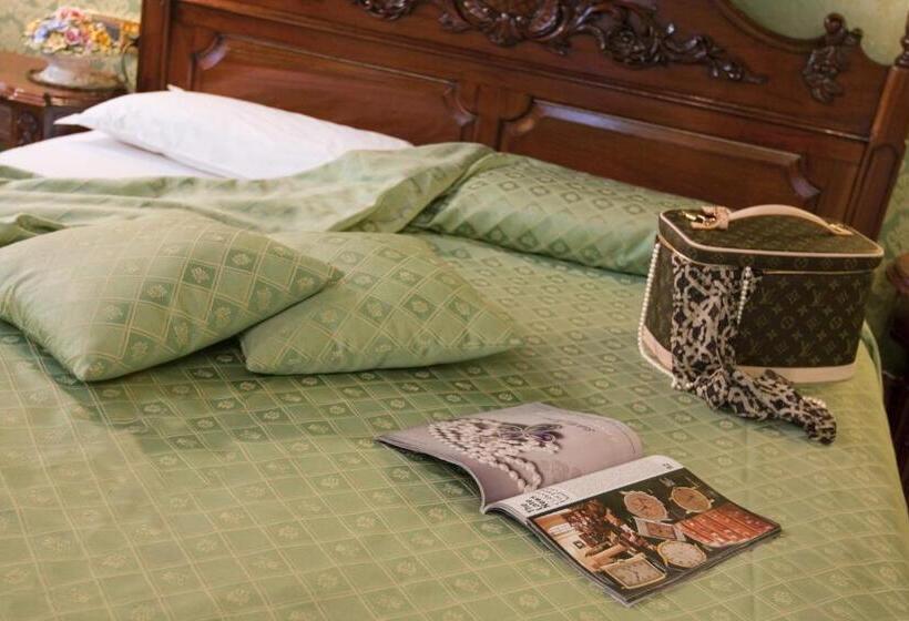 سوئیت جونیور با چشم‌انداز, Al Ponte Dei Sospiri