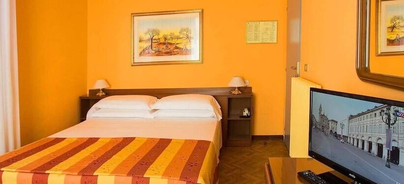 חדר סטנדרט יחיד, Albergo Nazionale