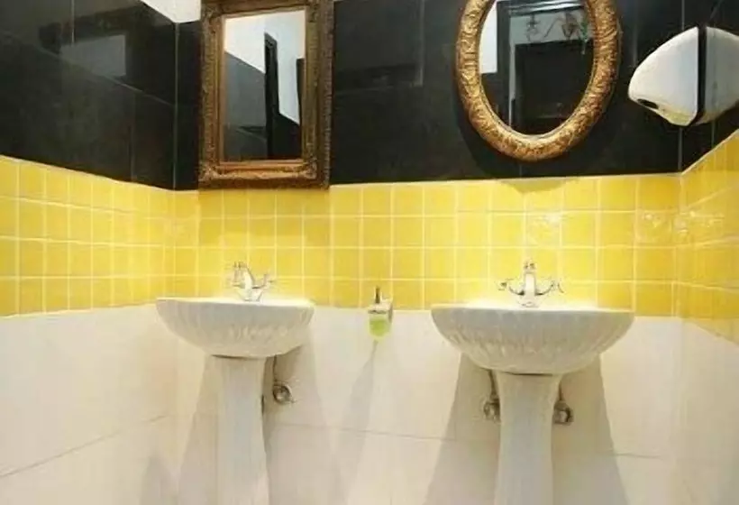 スタンダードトリプルルーム, Art Hotel Athens