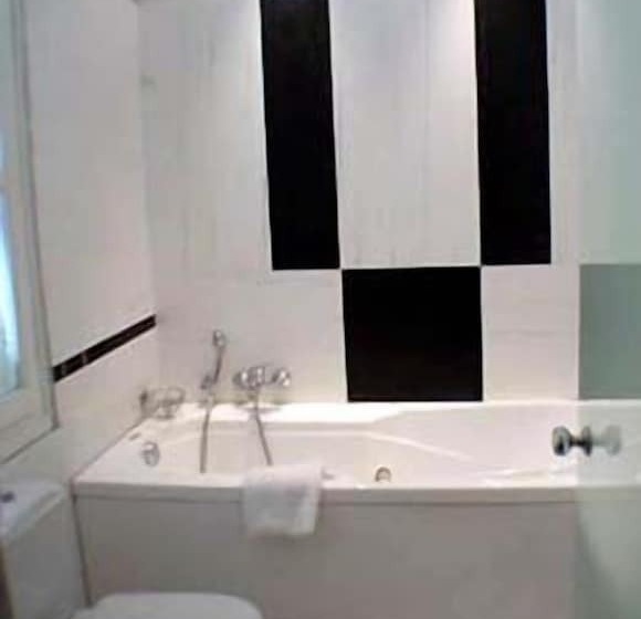 월풀욕조 주니어 스위트, Art Hotel Athens