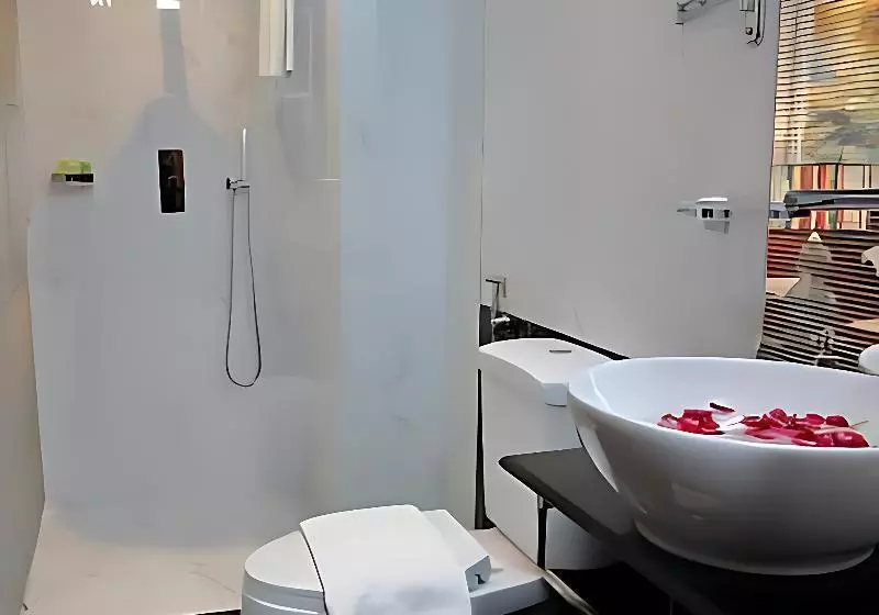 ハイドロマッサージバス付きジュニアスイート, Art Hotel Athens