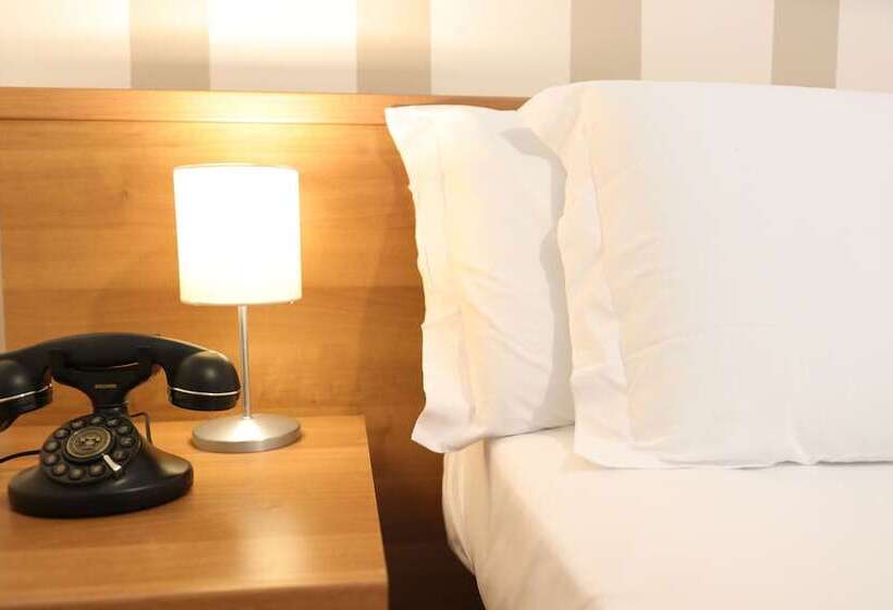 4인용 스탠다드 룸, Castel Miramonti