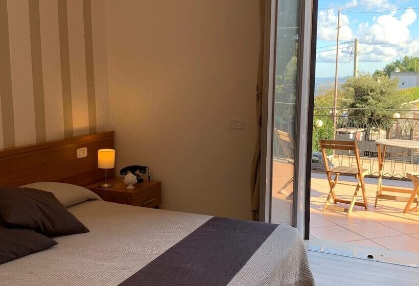 Номер Стандарт, Castel Miramonti
