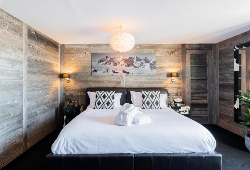 اتاق لوکس با بالکن, Farinet