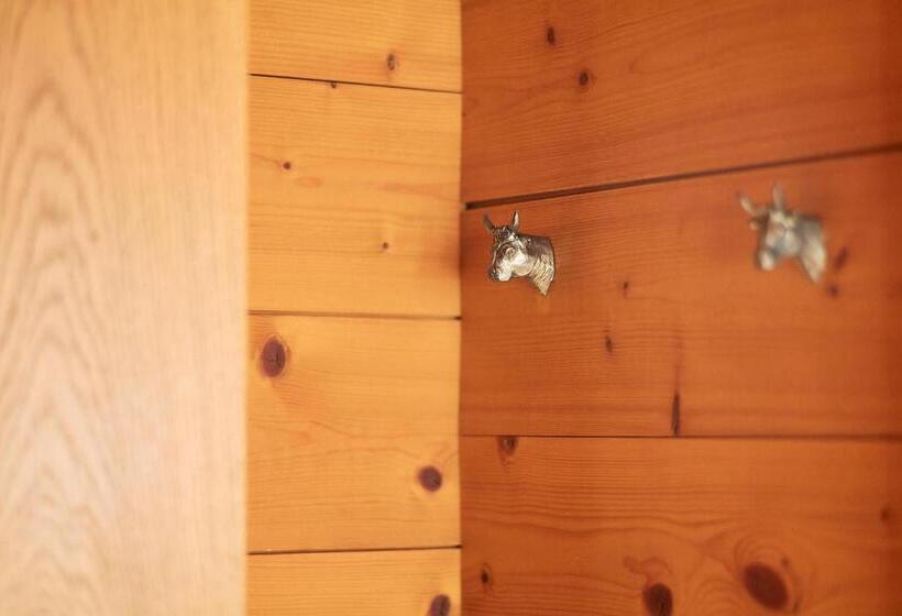 חדר משפחתי, Gasthaus Hof