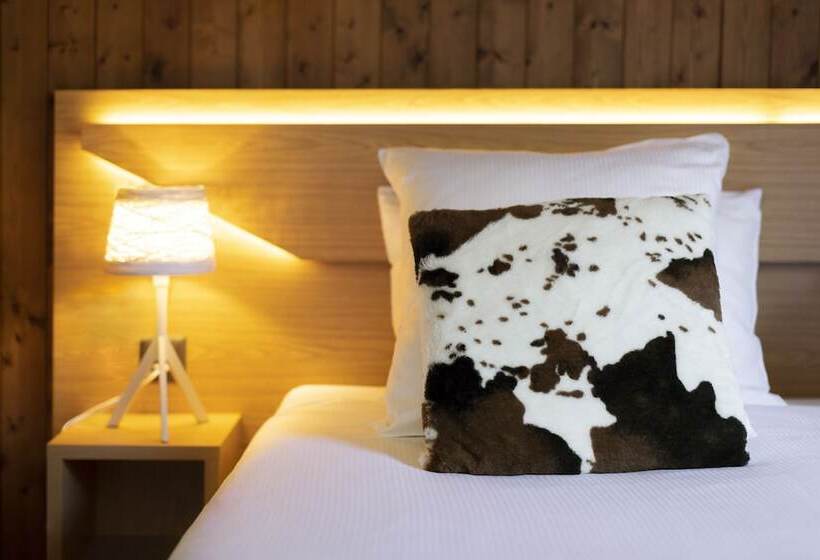 Superior Room, La Rotonde