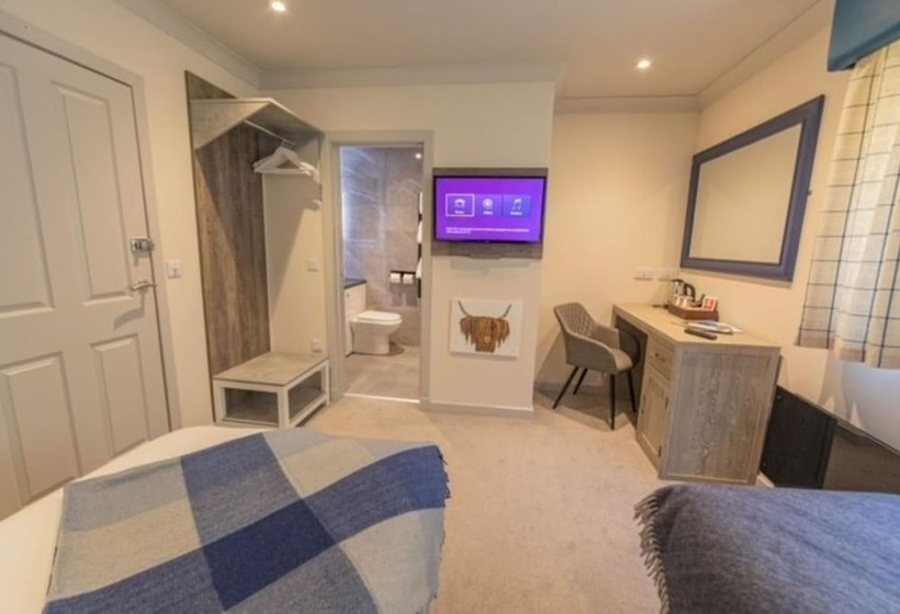 标准间, Loch Ness Clansman