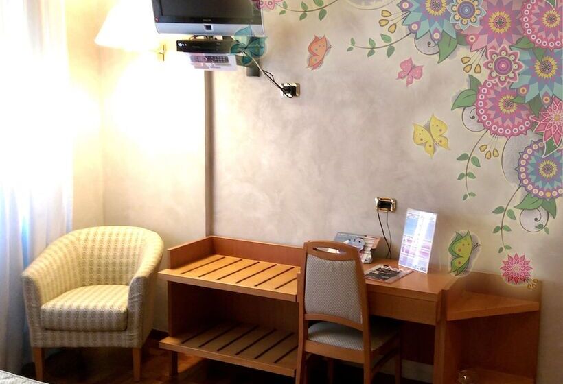 חדר סטנדרט, Meeting