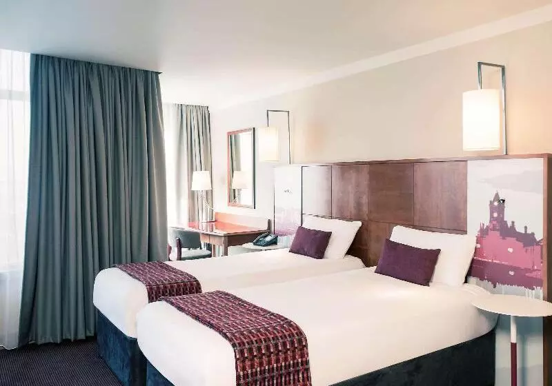 اتاق کلاسیک سه تخته, Mercure Cardiff Holland House Hotel & Spa