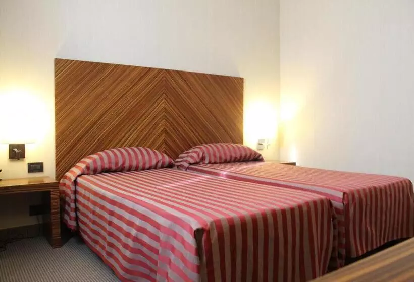 اتاق استاندارد, Mh Hotel Piacenza Fiera