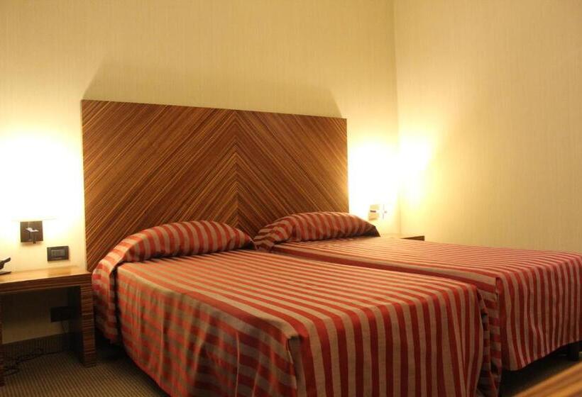 اتاق استاندارد در طبقه همکف, Mh Hotel Piacenza Fiera