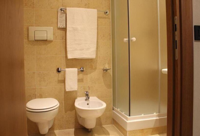 اتاق استاندارد در طبقه همکف, Mh Hotel Piacenza Fiera