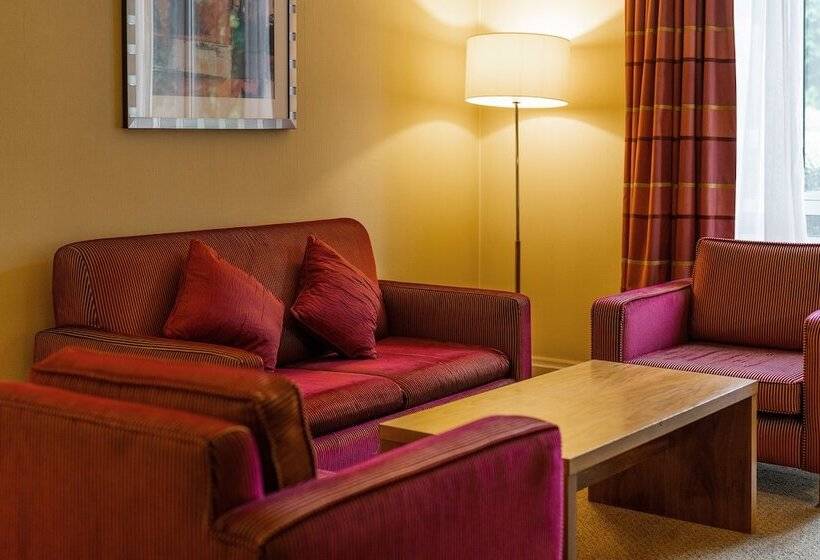 غرفة قياسية, Orida Maidstone