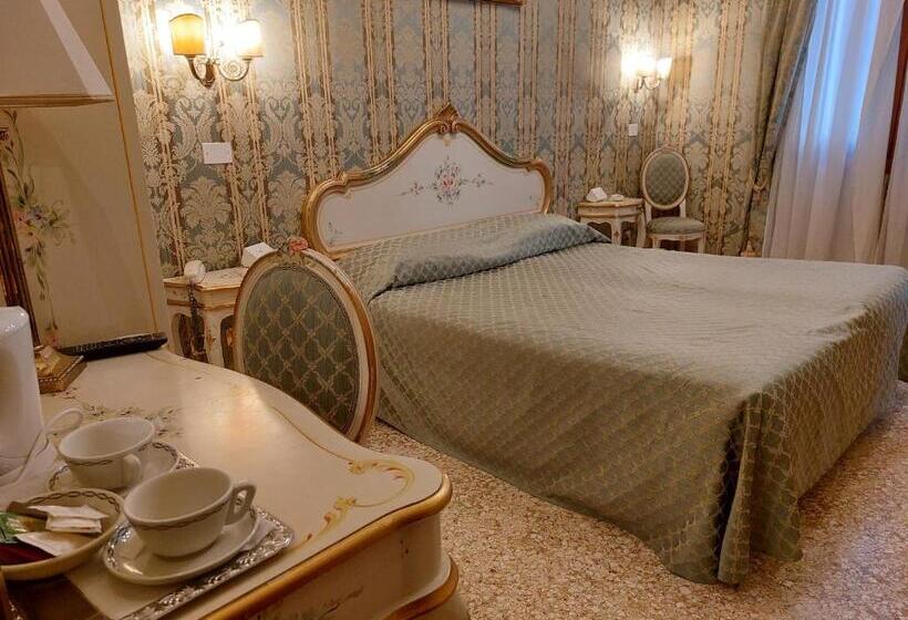 اتاق سوپریور, Residenza Hotel San Maurizio
