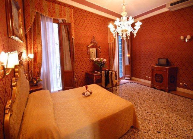 اتاق سوپریور سه تخته, Residenza Hotel San Maurizio