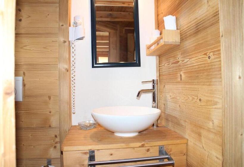 スタンダードルーム, Restaurant Les Lilas