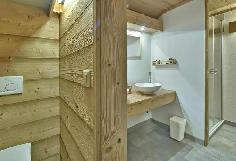 Junior Suite, Restaurant Les Lilas