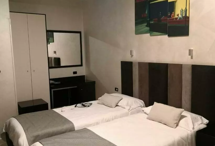 スタンダードトリプルルーム, Rimini