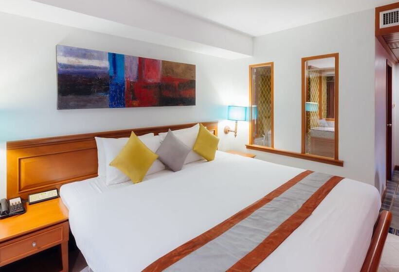 풀장 전망 디럭스 룸, Sunset Beach Resort   Sha Extra Plus