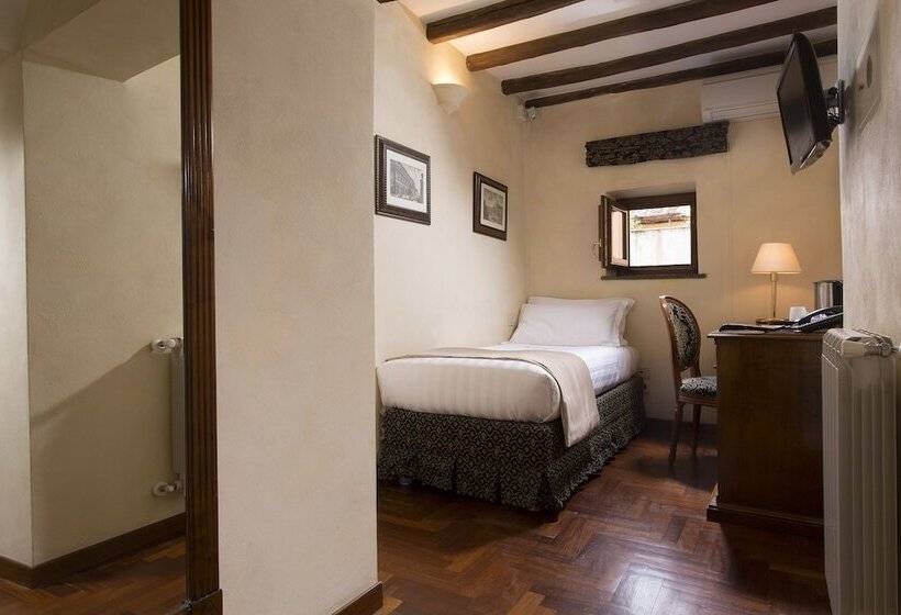 اتاق راحتی یک تخته, Teatro Pace