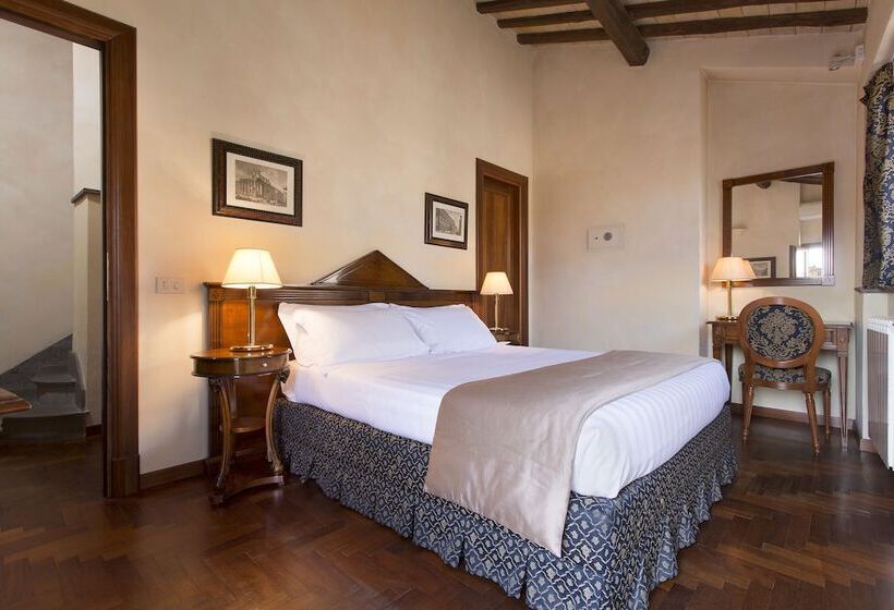 اتاق لوکس سه تخته, Teatro Pace