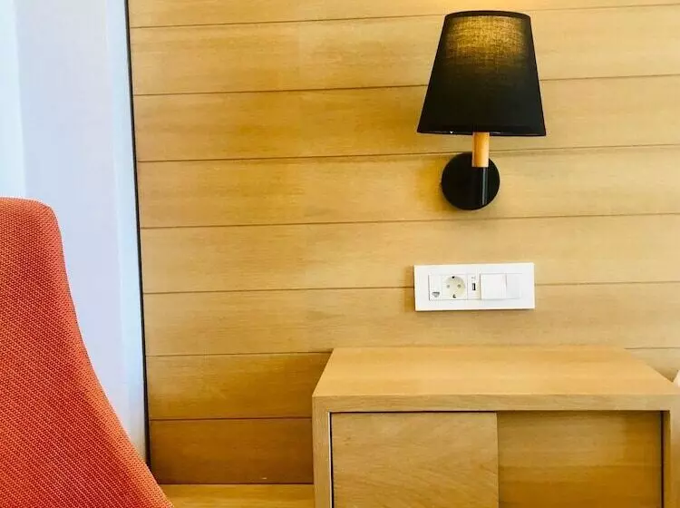 Premium-huone, Thera Mare