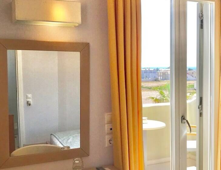 Номер Стандарт Боковой Вид на Море, Thera Mare