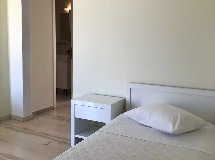 Chambre Standard, Thera Mare