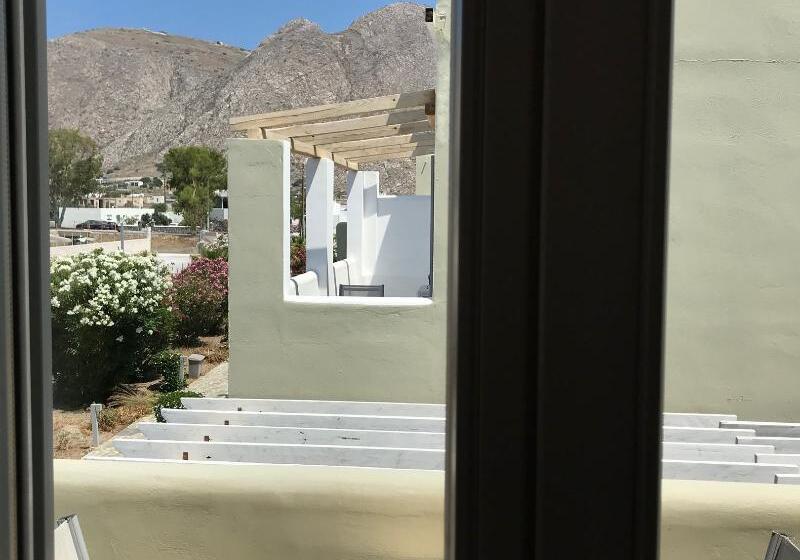 Номер Стандарт, Thera Mare