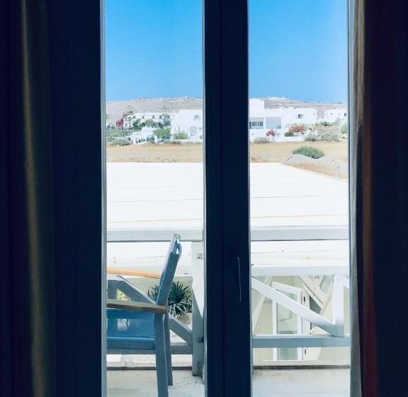 Номер Стандарт, Thera Mare