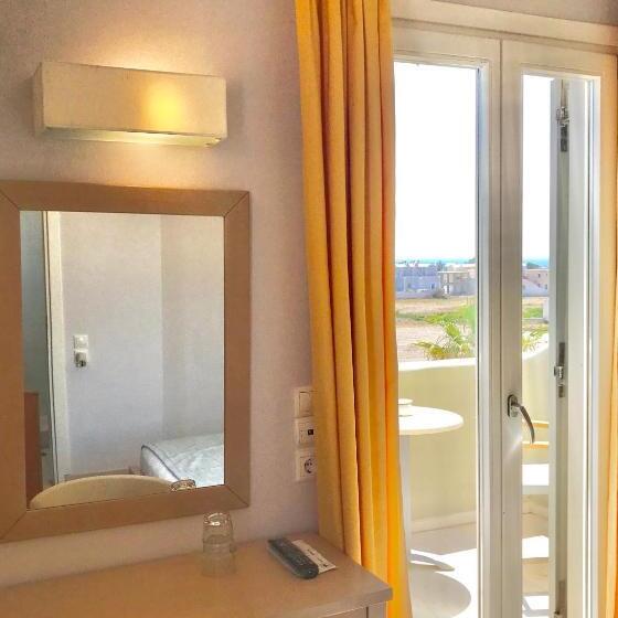 Номер Premium Боковой Вид на Море, Thera Mare