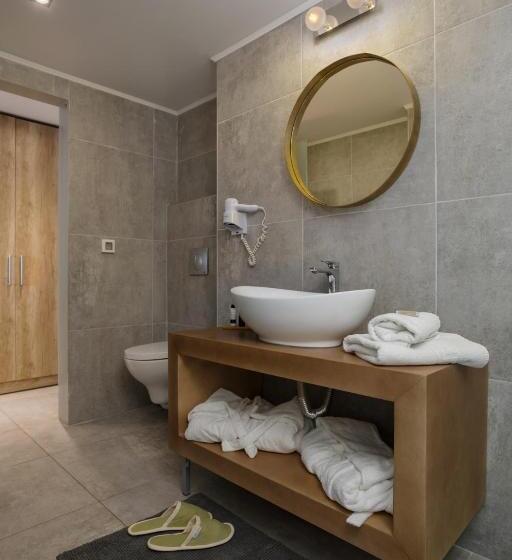 带露台的套间, Venus Hotel & Suites