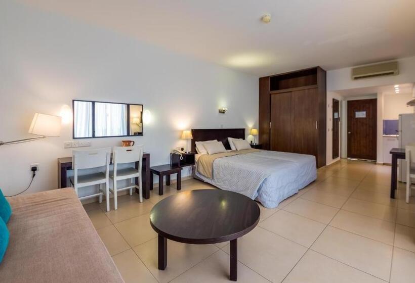 Апартаменты 1 Спальня Вид на Сад, Marismare Apartments