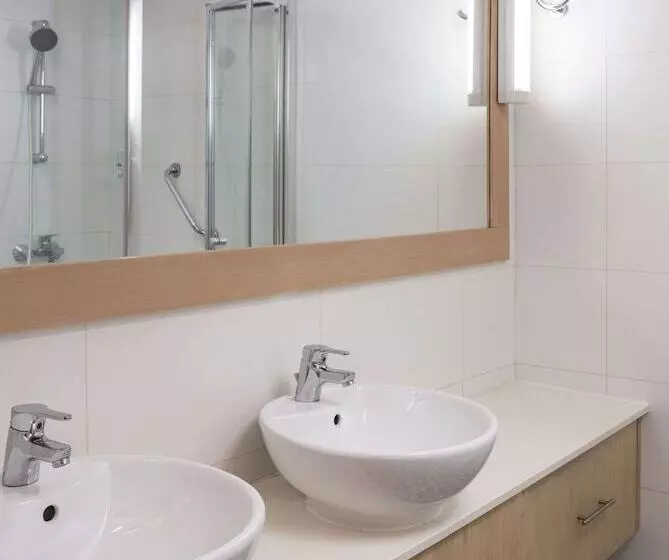 庭の見える1ベッドルームアパートメント, Marismare Apartments