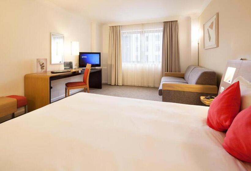 Номер Стандарт, Novotel Milton Keynes
