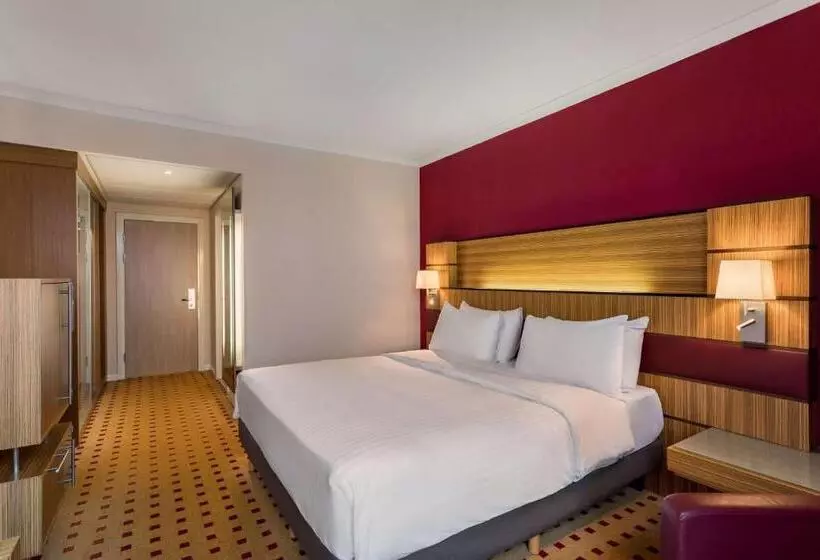 スタンダードルーム, Radisson Blu Hotel London Stansted Airport