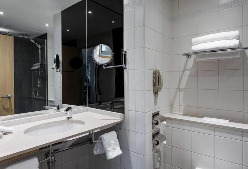 スイート, Radisson Blu Hotel London Stansted Airport