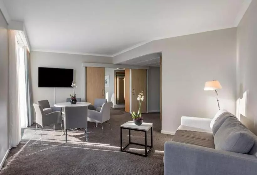 スイート, Radisson Blu Hotel London Stansted Airport